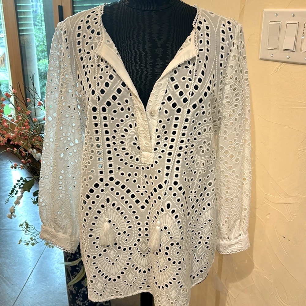 Chico's White Eyelet Tunic